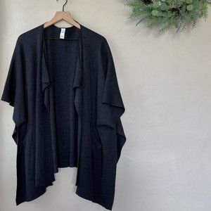 Lululemon Charcoal Grey After Asana Wrap